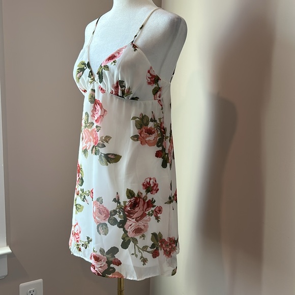 Show Me Your Mumu Kylie Mini Slip Dress Floral Rose White/Pink Spaghetti Strap S - Picture 3 of 9